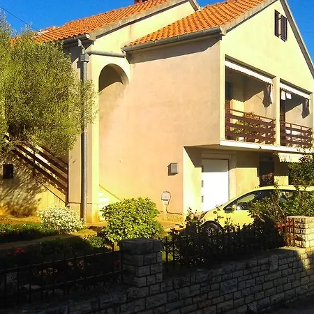 Apartment Blazenka *